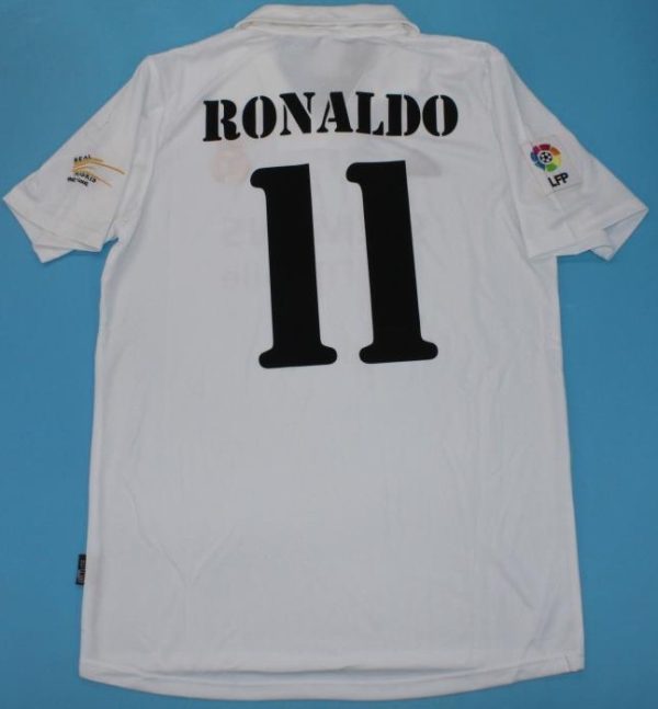 Real Madrid 2002-2003 home jersey