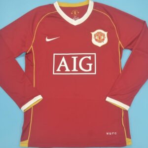 Manchester United 2006-2007 home jersey