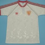 Manchester United retro football kit 1991