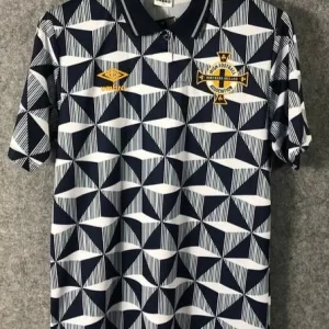 Northern Ireland retro soccer jersey 1992 - Image 1