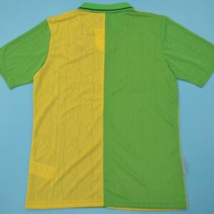 Retro Manchester United soccer jersey 92-93 - Image 3