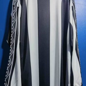 Newcastle 1982 football kit - Image 5