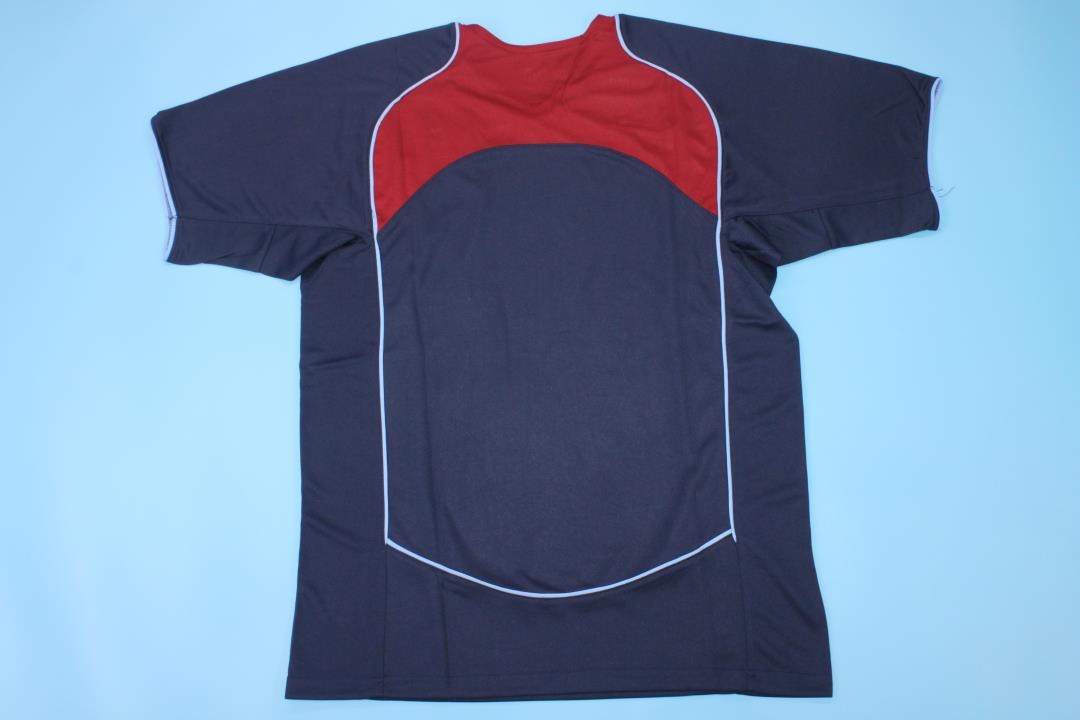 Atletico Madrid 2004-2005 soccer jersey - S, No