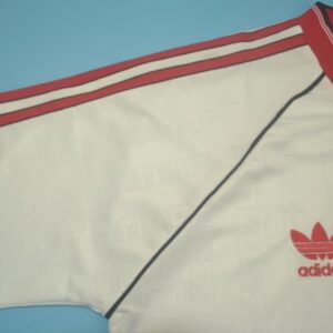 Manchester United retro soccer jersey 1990 - Image 7