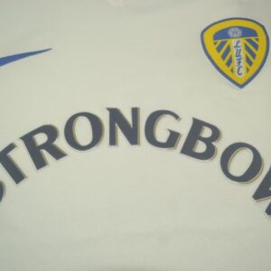 Leeds Utd retro soccer jersey 2000-01 - Image 3