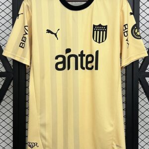 Penarol third jersey 2025