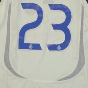 Real Madrid retro soccer jersey 2006-2007 - Image 8