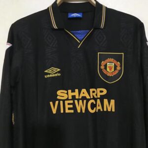 Manchester United 1994 red home soccer jersey - Image 12