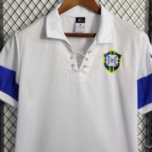 Brazil retro football kit 2004 - Image 3