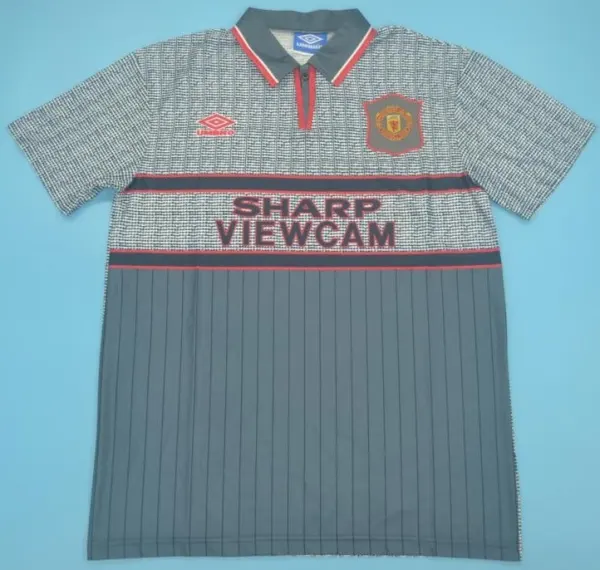9bc25d5f-08e8-4ef6-ac63-e964ee425824.webp Manchester United away soccer jersey 95-96