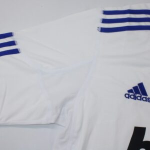 Real Madrid retro soccer jersey 2010-2011 - Image 6