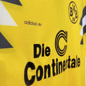 Borussia Dortmund retro football shirt 1989-1990 - Image 5