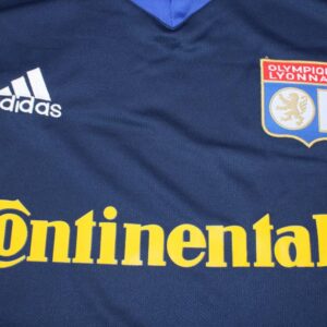 Lyon retro soccer jersey 2001-2002 - Image 9