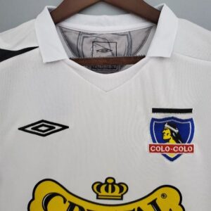Beautiful Colo Colo retro football jersey 2006 - Image 5