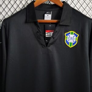Brazil retro football kit 2004 - Image 9