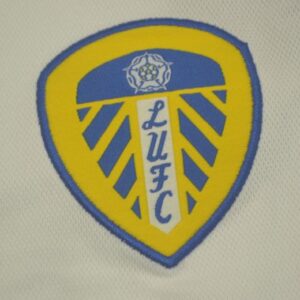 Leeds Utd retro soccer jersey 2000-01 - Image 6