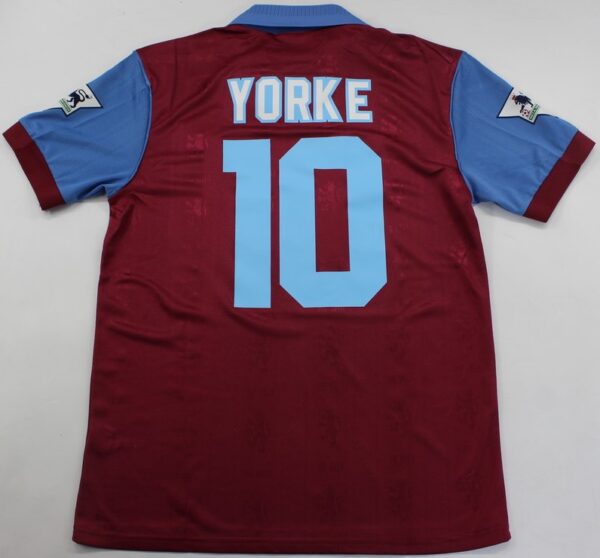 Aston Villa 95-96 retro football shirt