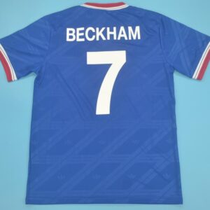 Manchester United retro soccer jersey 86-88 - Image 5
