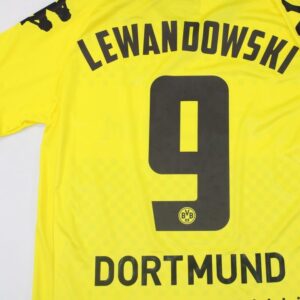 Borussia Dortmund retro soccer jersey 2011-2012 - Image 5