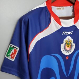 Club Deportivo Chivas Guadalajara great retro soccer jersey 2006 - Image 9