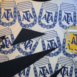 The Iconic Argentina 1993 Copa América Goalkeeper Jersey - Image 3