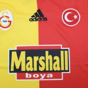 Galatasaray 1998-1999 Home Jersey – A Season of Glory - Image 3