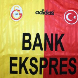 Galatasaray Retro Jersey 1997-1998 - Image 3
