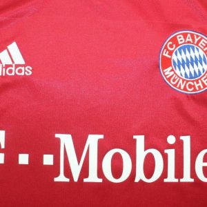 Bayern Munich 2003-2004 Home Jersey - Image 3